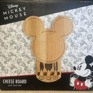 Cheese Board and Tool Set